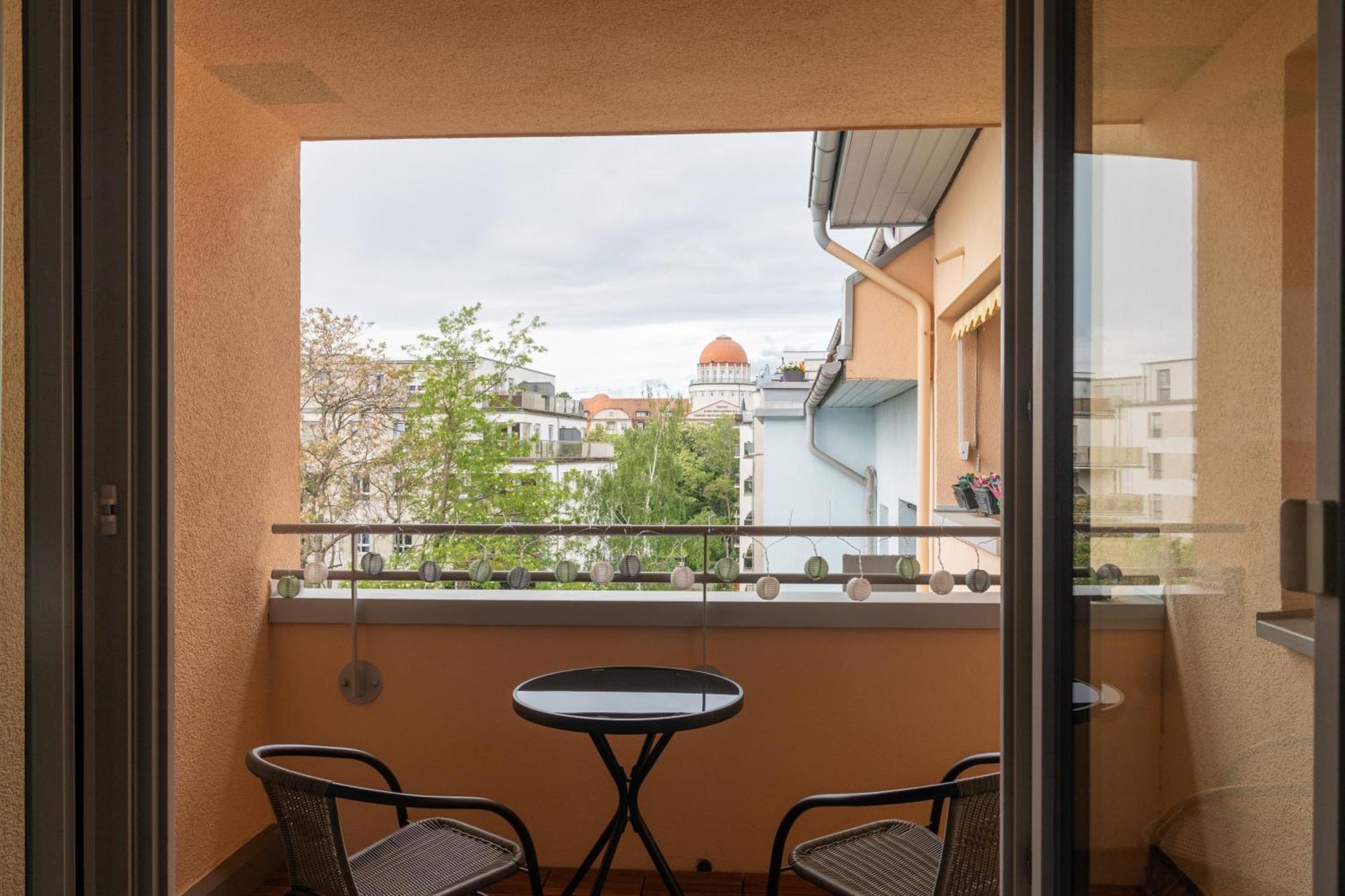 Home Shanti - Studio, Suedvorstadt, Balkon, Tv Lipsia Esterno foto