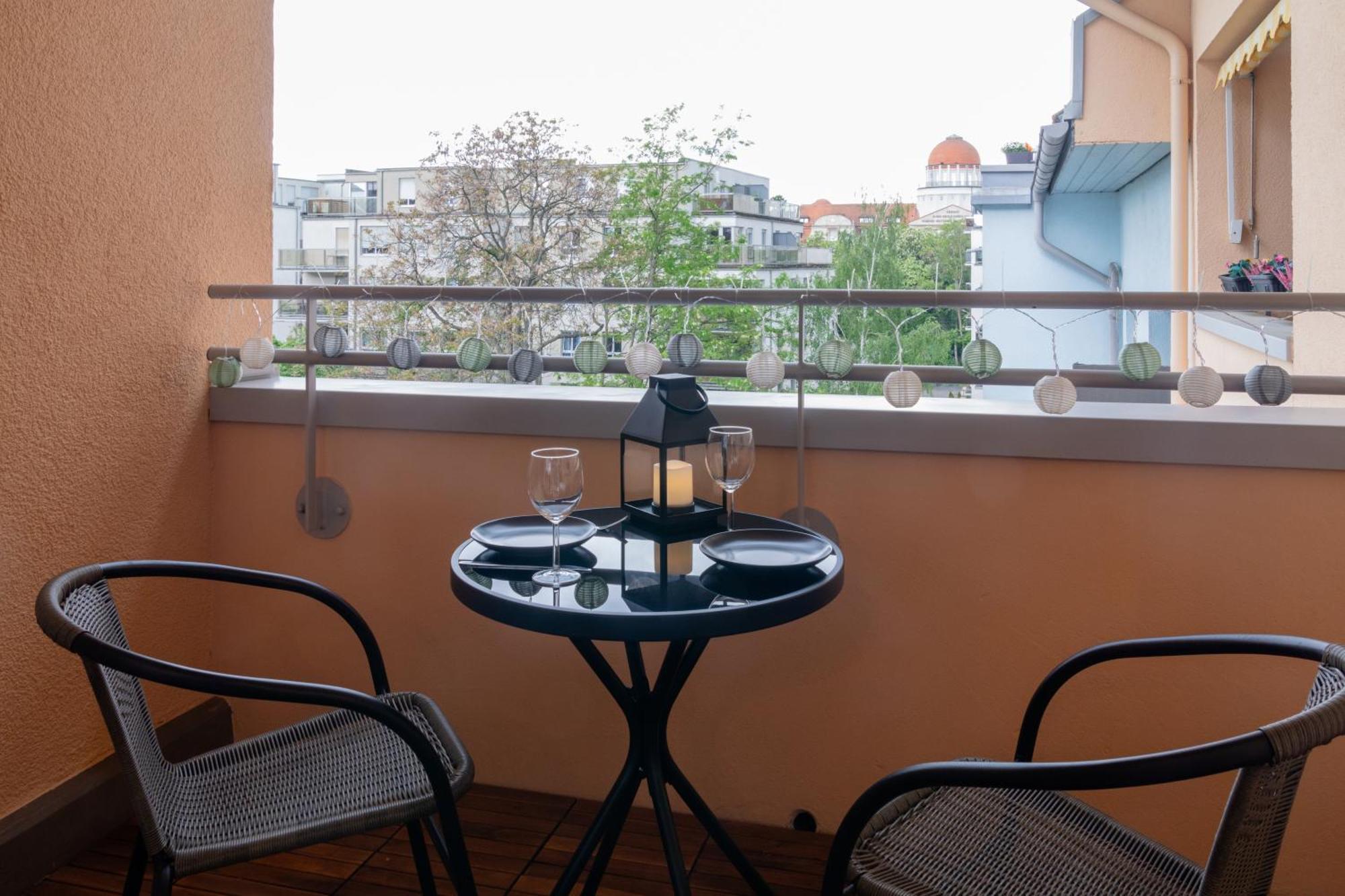 Home Shanti - Studio, Suedvorstadt, Balkon, Tv Lipsia Esterno foto