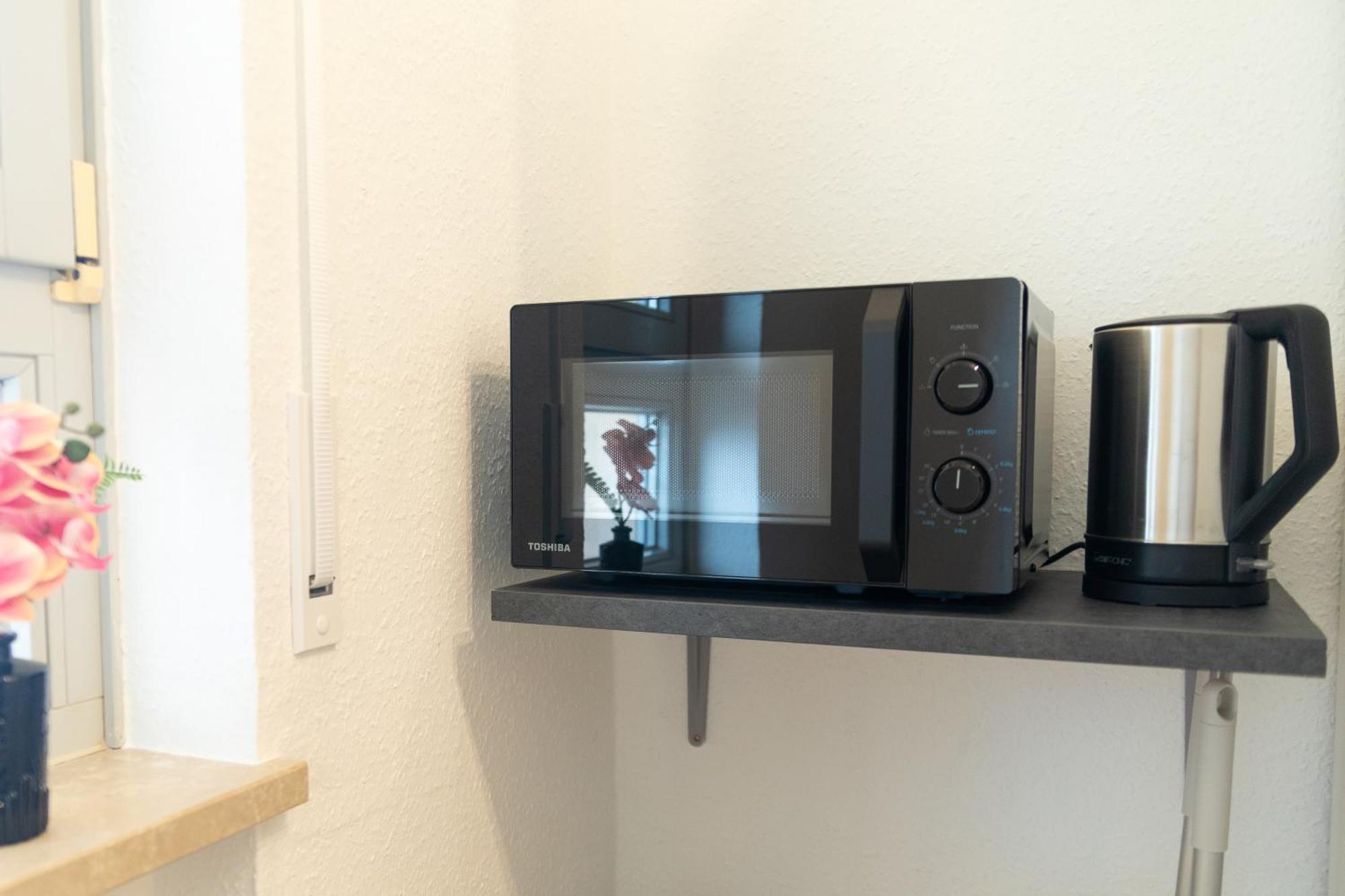 Home Shanti - Studio, Suedvorstadt, Balkon, Tv Lipsia Esterno foto